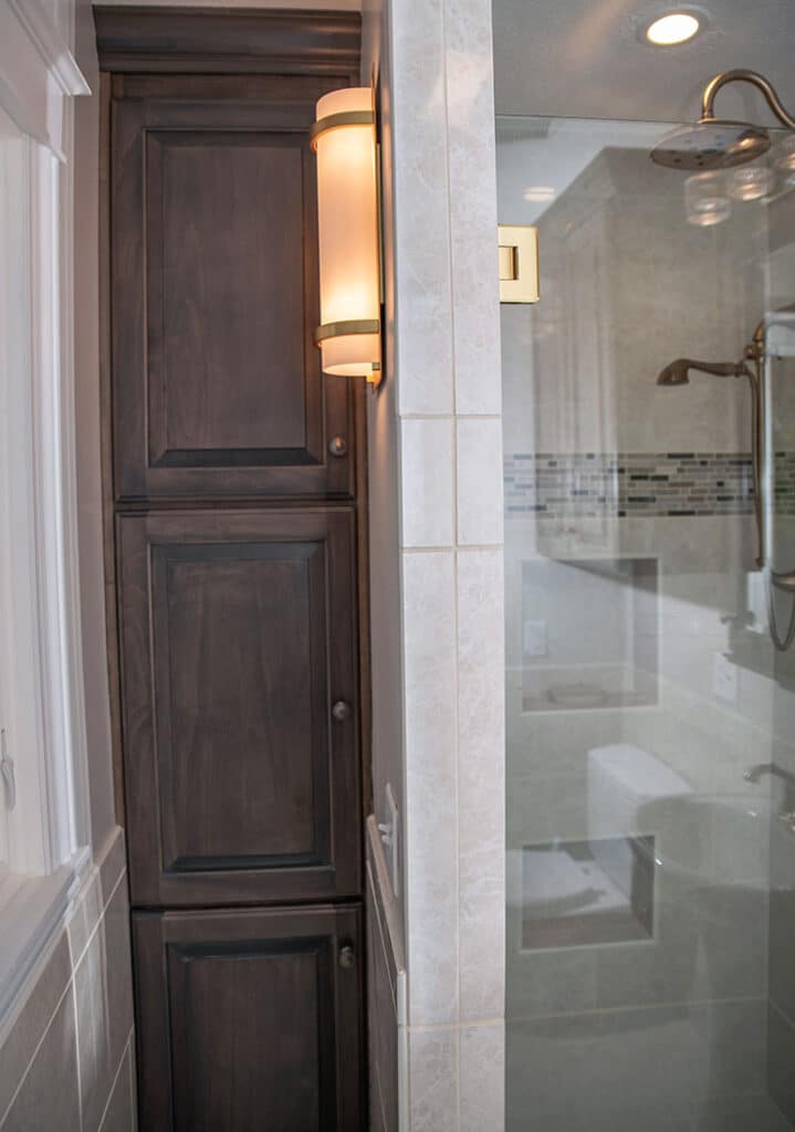 Custom Maple Bathroom Randall & Design